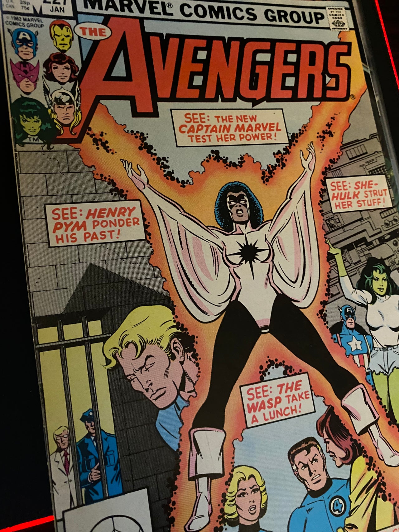 The Avengers #227 (1983, Marvel) VF 2nd App of Monica Rambeau (Captain Marvel) + Joins Avengers